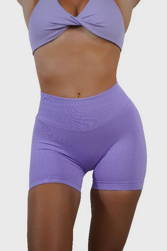 RECOIL SCRUNCH SHORTS - LAVENDER