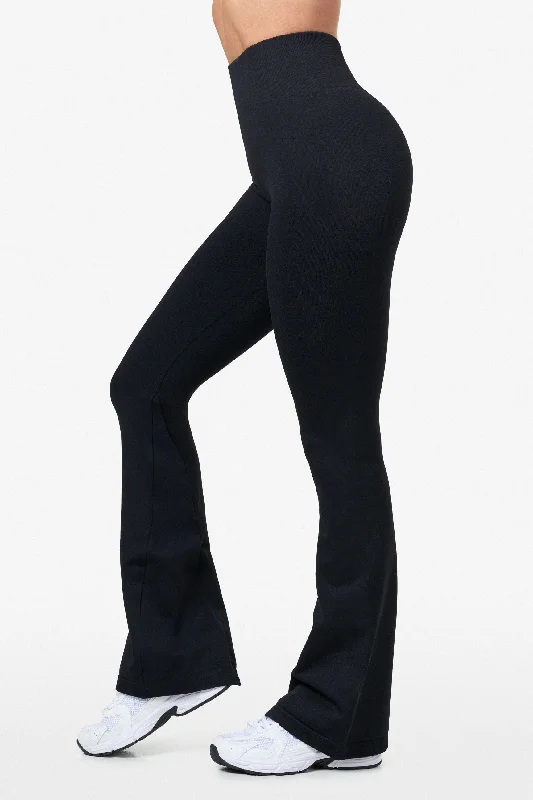 Black Scrunch Flared Leggings