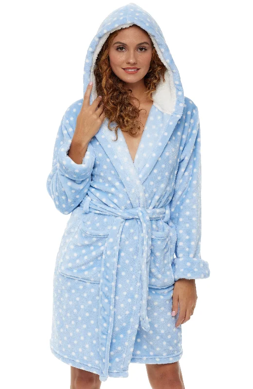 Light Blue with Polka Dots / Large